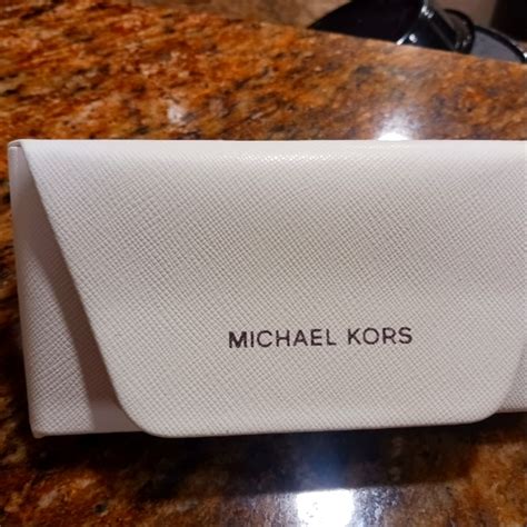 etui lunette michael kors|Amazon.com: Michael Kors Eyeglass Case.